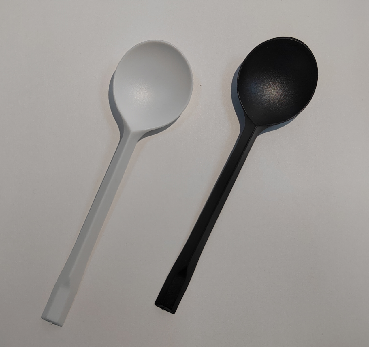 Plastic spoon 002