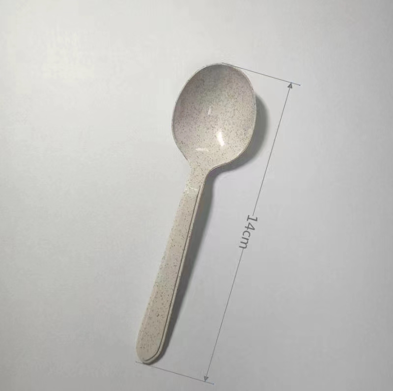 Plastic spoon 001-1